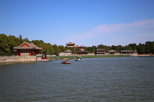 Kunming Lake