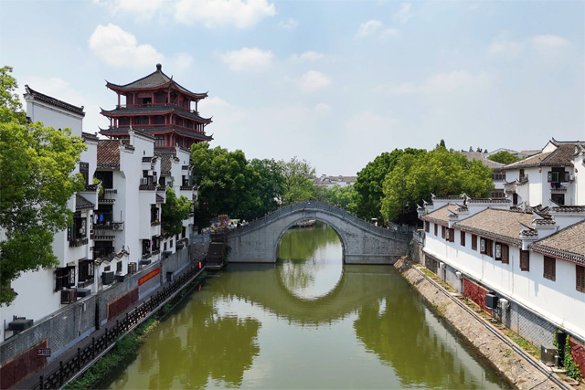 Sanhe Ancient Town